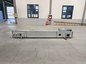 Convoyeur à raclettes
